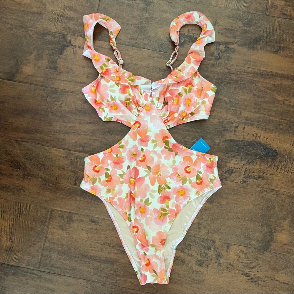 Cupshe Floral Swimwear Medium 🌸🌻🌺